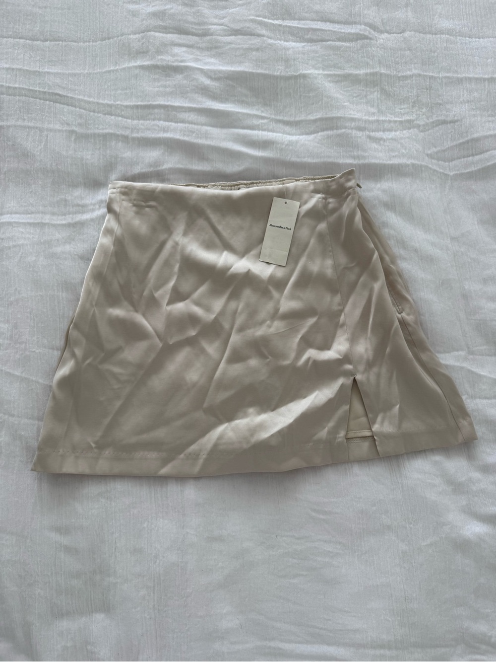 Abercrombie & Fitch Beige Mini Skirt with Side Slit